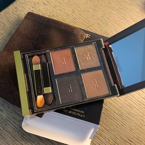 Beautiful color Tom Ford eyeshadow
